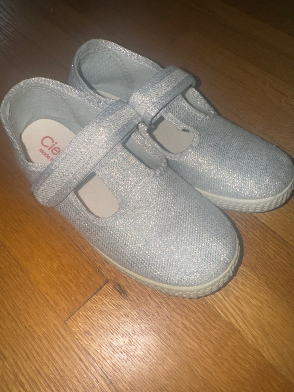 Cienta- Silver Mary Jane shoes- size kids 12 (standard size 30)